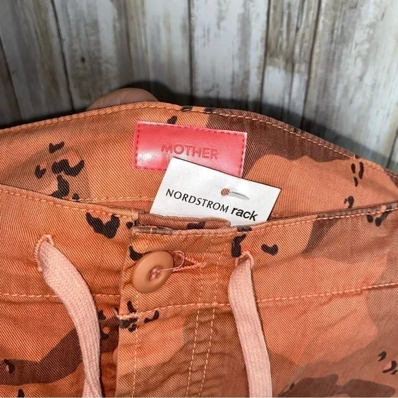 NWT MOTHER The Catch All Ankle Mushroom Mayhem Shrimp Print Baggy Pants Size 27 - Picture 8 of 11